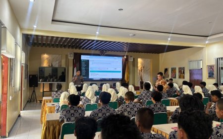 Polres Madiun Sosialisasikan Pemanfaatan Teknologi AI kepada Pelajar di Kabupaten Madiun