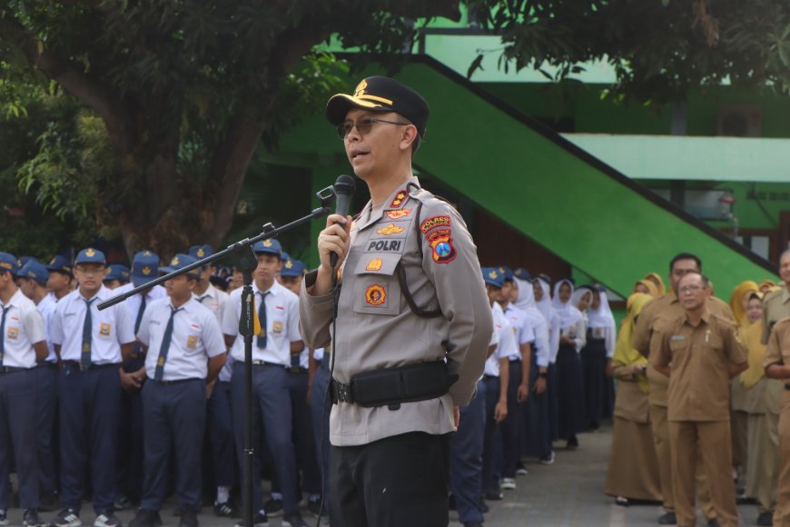 Cegah Kenakalan Remaja dan Bullying, Polres Madiun Resmi Luncurkan Program "Polisi Jogo Sekolah"